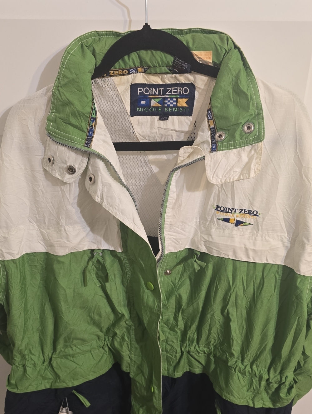 Point Zero  Green & White Colorblock Windbreaker Jacket
